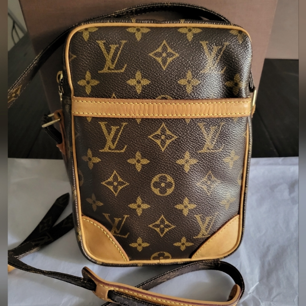 Louis Vuitton Danube Monogram